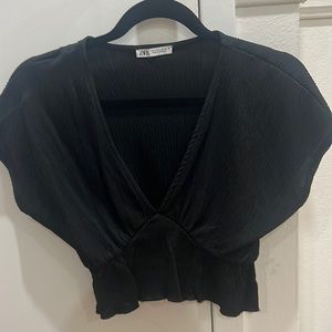 Zara short sleeve black crop blouse - size small. Great condition